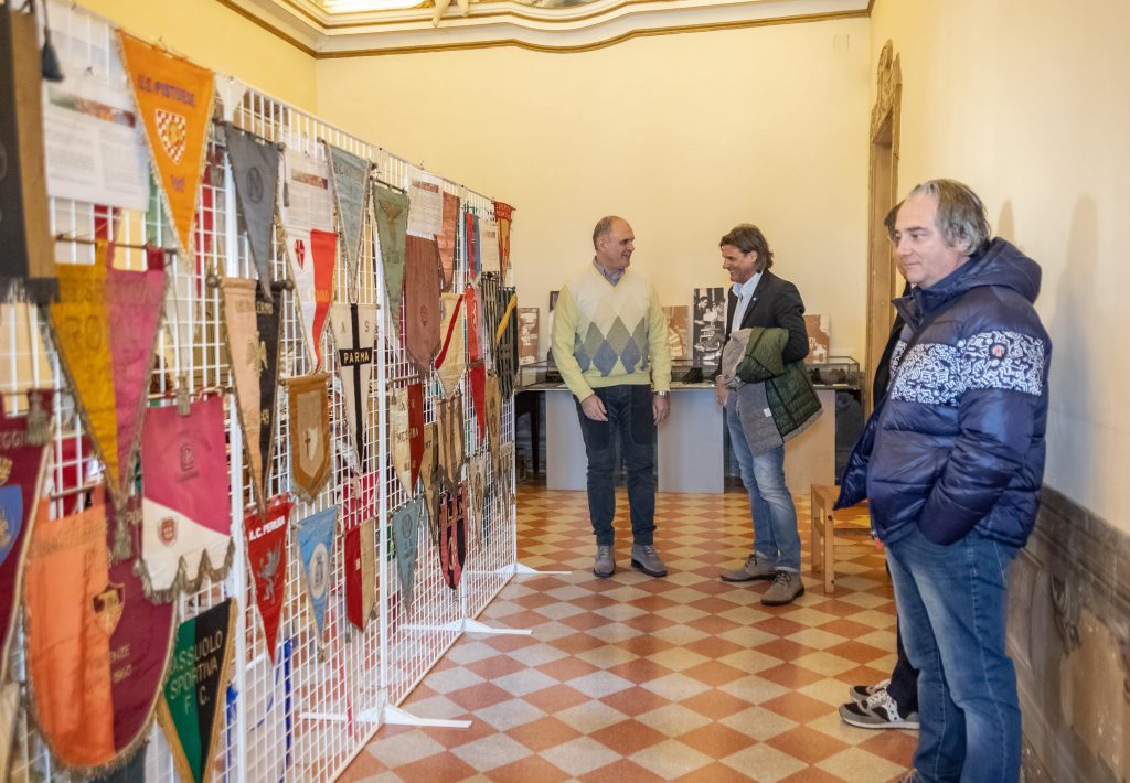 mostra-goal-dream-gennaio-2020-visita-dellex-attaccante-marco-negri-foto-di-valerio-consolati-min