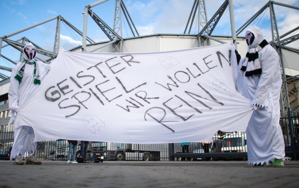 fantasmi-derby-borussia-colonia