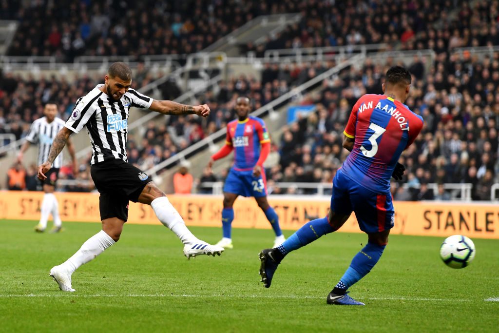 Newcastle United v Crystal Palace - Premier League