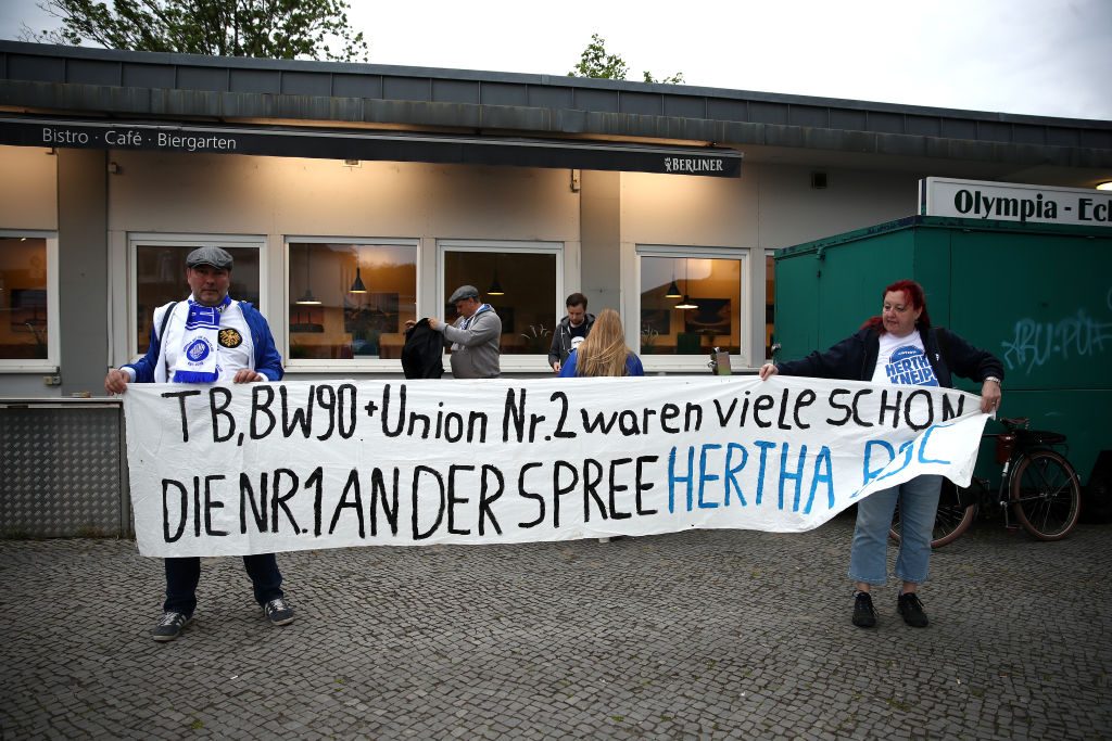 As Bundesliga Resumes, Fans Cheer From Afar