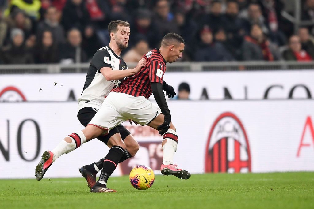 AC Milan v Juventus - Coppa Italia: Semi Final