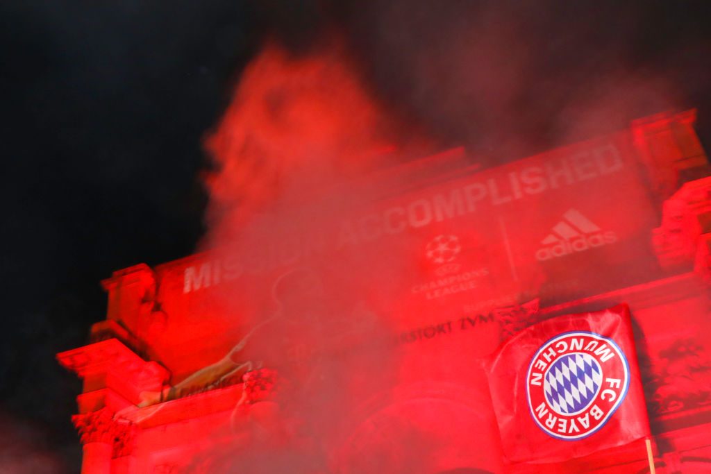 Fans Watch The UEFA Champions League Final 2020