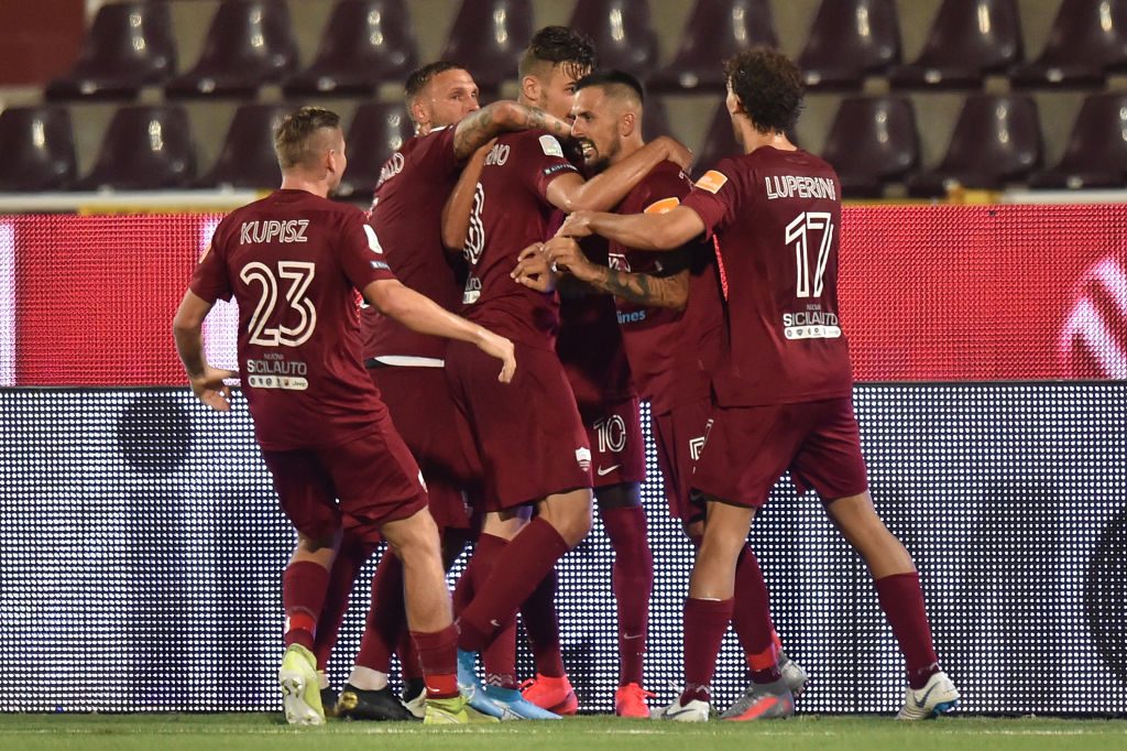 Trapani Calcio v FC Crotone - Serie B