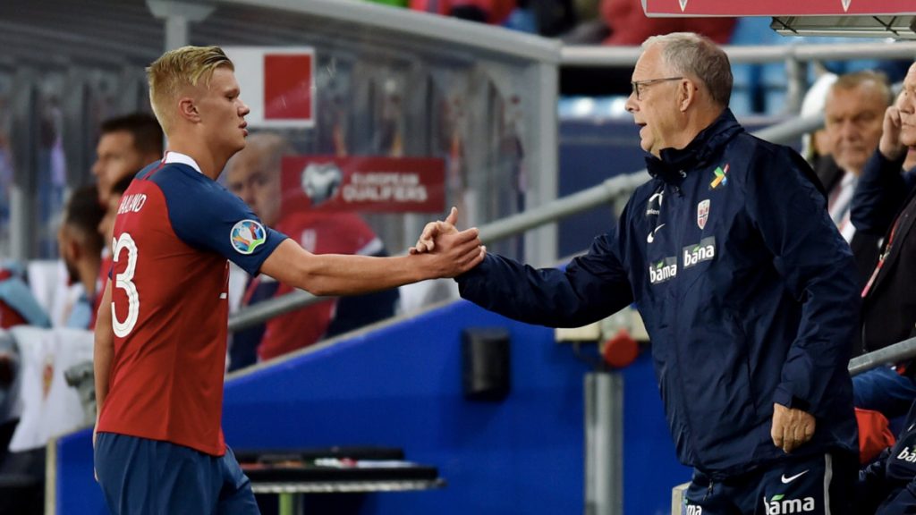 39-6415415e42ca40809f8