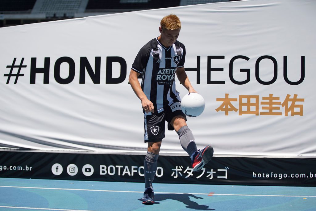 Keisuke Honda Of Botafogo Is Officially Presented To Fans