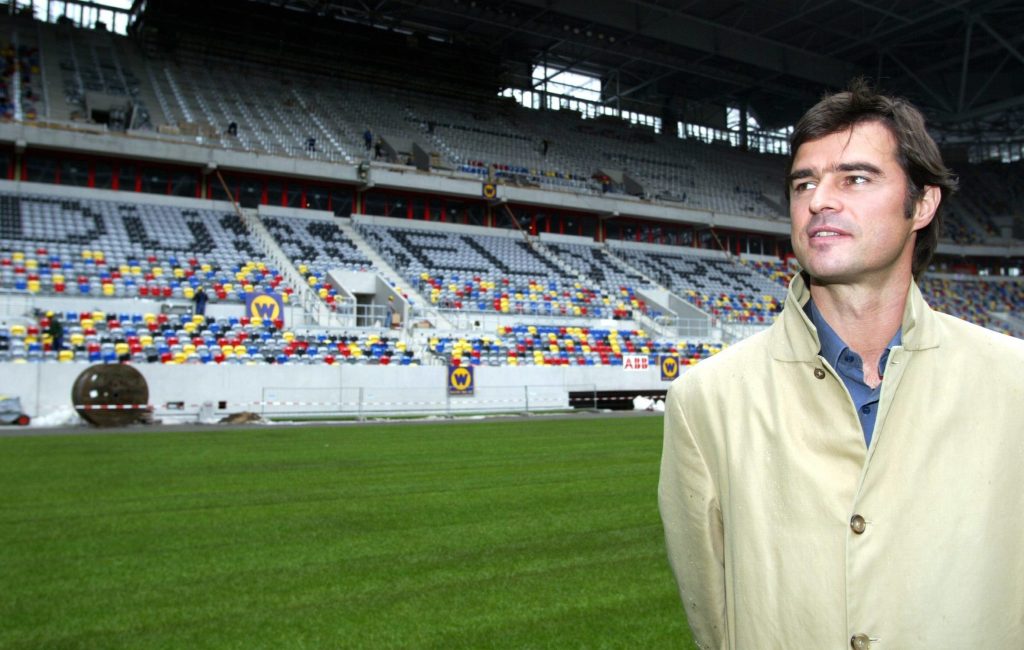 Fussball: Sportstaette/Stadion