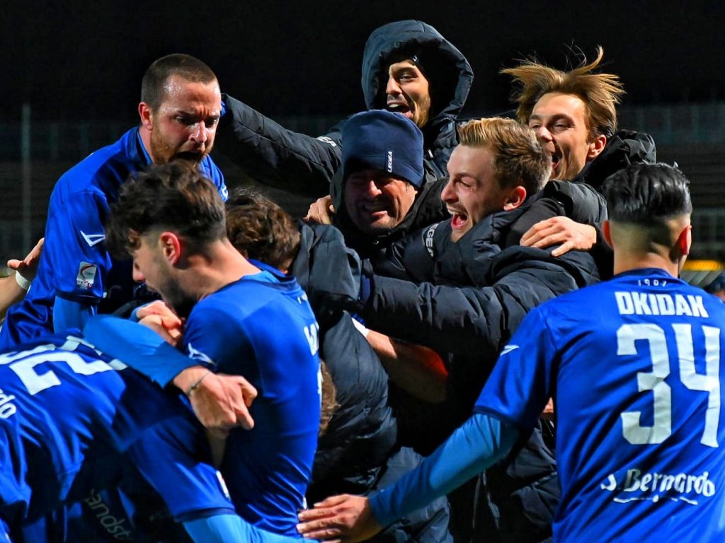 Como-Renate-esultanza-Como