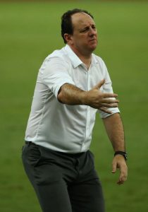 Flamengo v Racing Club - Copa CONMEBOL Libertadores 2020