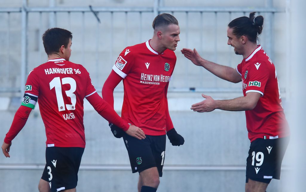 SV Darmstadt 98 v Hannover 96 - Second Bundesliga