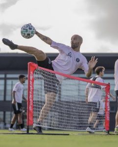 4d85ad01-607e-4a65-a8b4-a8865f68a7d8