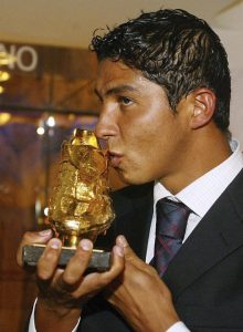 FUSSBALL: UEFA GALA DINNER 2002