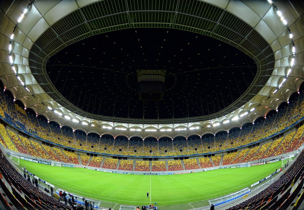 Training &amp; Press Conference - Schalke 04