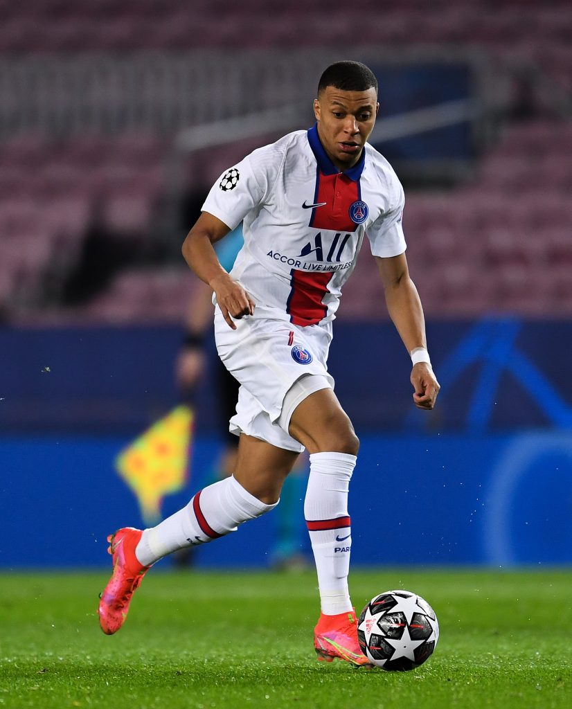 FC Barcelona v Paris Saint-Germain  - UEFA Champions League Round Of 16 Leg One