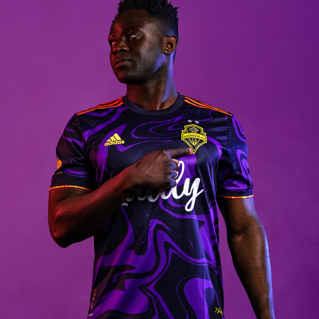 c6b57321-c3ec-455c-a090-ef4080e18558