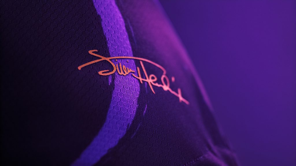 41683356-85c0-4620-a25d-e5e62054d0a7