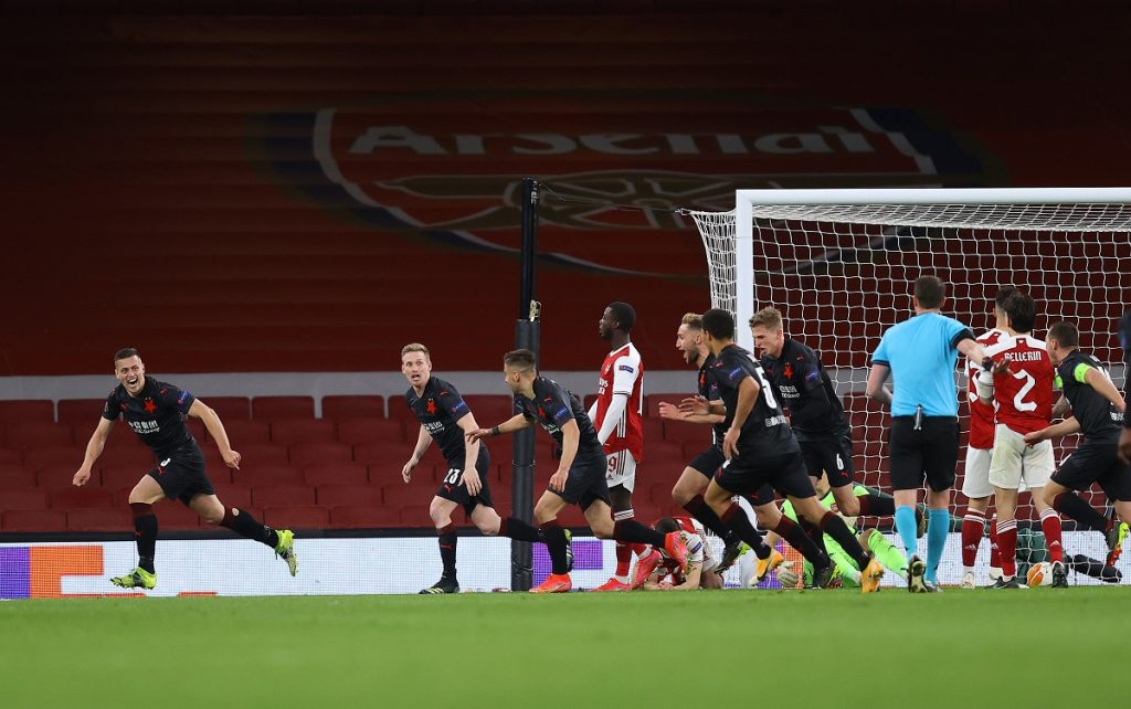 Slavia Praga eroico sul campo dell'Arsenal