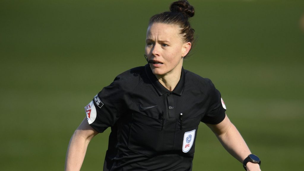 skynews-rebecca-welch-female-referee_5331654