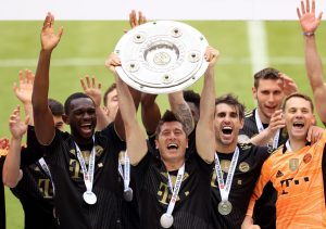 FC Bayern Muenchen v FC Augsburg - Bundesliga