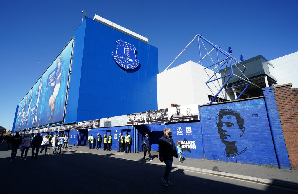 Everton v Wolverhampton Wanderers - Premier League
