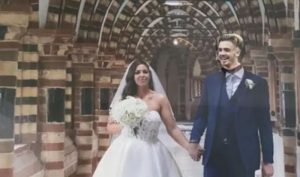 captura-de-la-imagen-de-una-mujer-sustituyendo-a-su-marido-en-las-fotos-de-su-boda-por-jack-grealish--tiktok-maireadstevens