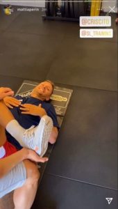 2F06FDC3-7809-46D2-B2B6-80E861C7D4EE