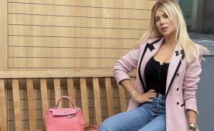 D61437FB-0148-47DE-A376-ED50037DB064