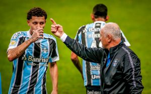 Gremio v Internacional - Brasileirao 2021