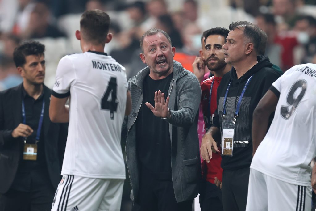 Besiktas v Borussia Dortmund: Group C - UEFA Champions League