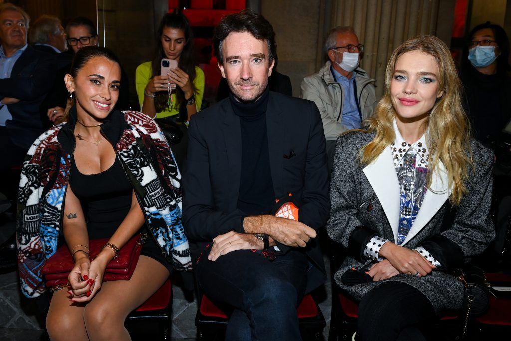 Louis Vuitton : Front Row - Paris Fashion Week - Womenswear Spring Summer 2022