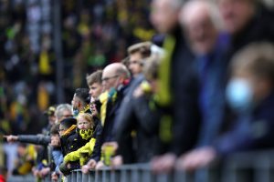 Borussia Dortmund v 1. FC Köln - Bundesliga