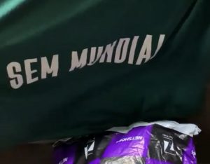 82AD3399-CB82-4F8A-B1EA-4F7D449629A5