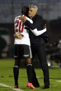 Rentistas v Sao Paulo - Copa CONMEBOL Libertadores 2021