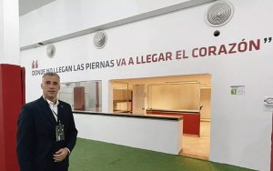 94714906-ff03-4731-8f2a-3e62dbedd190