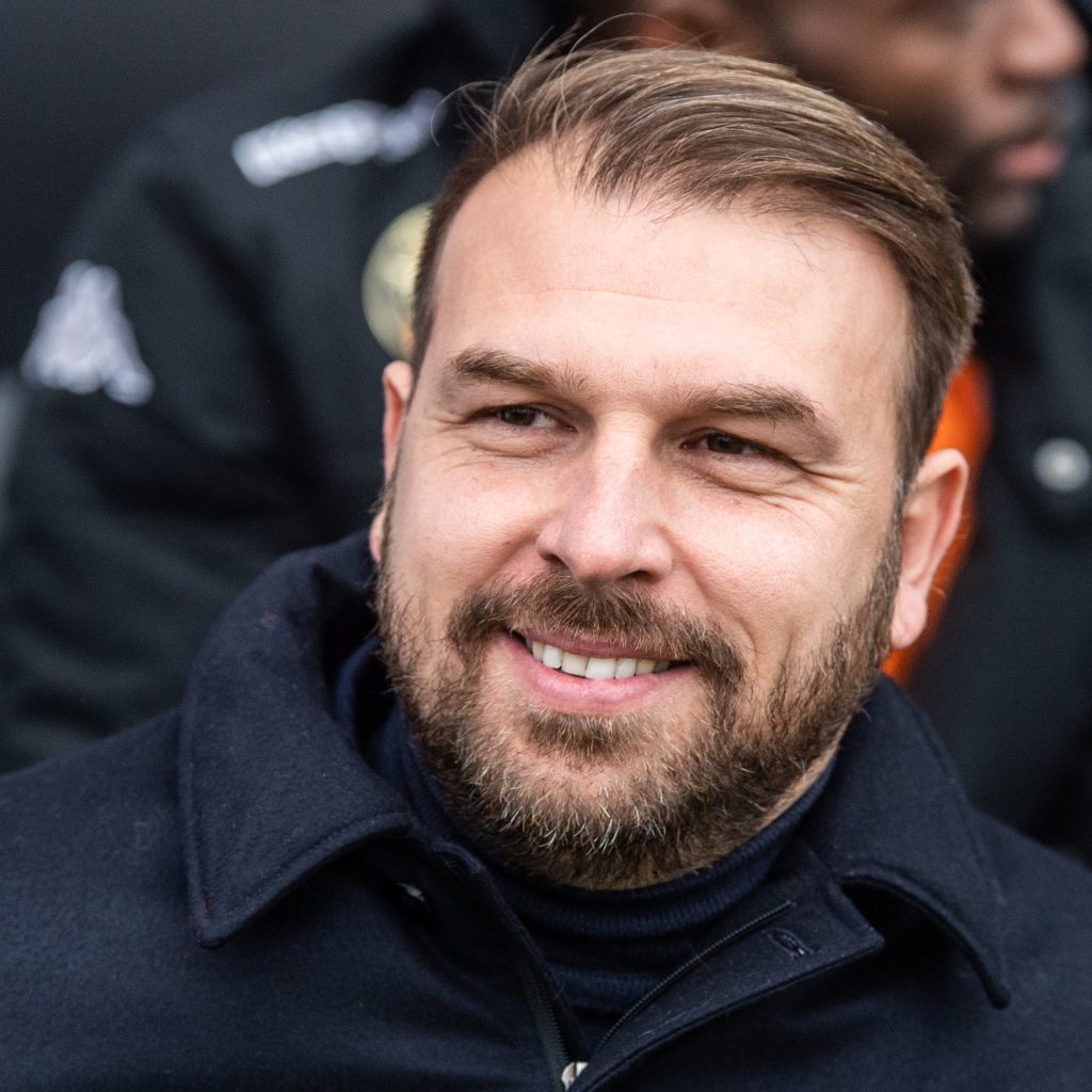 1585D1E6-DF8C-4718-B20E-3DC6F45F7CD8