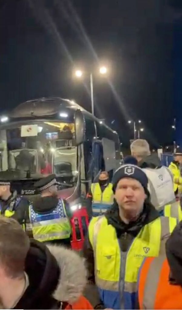 5C409100-A827-4A76-8E8D-77622368D923