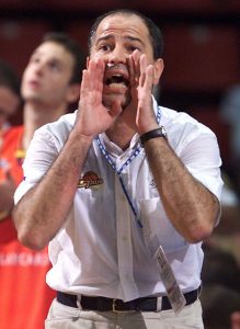 BASKETBALL/MAENNER: EM 2001, Halbfinale, YUG - ESP 78:65