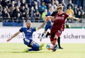 Karlsruher SC v FC Schalke 04 - Second Bundesliga