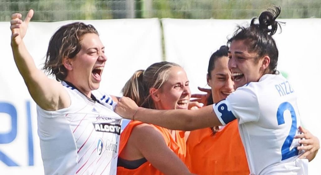 NIENTE DERBY FEMMINILE