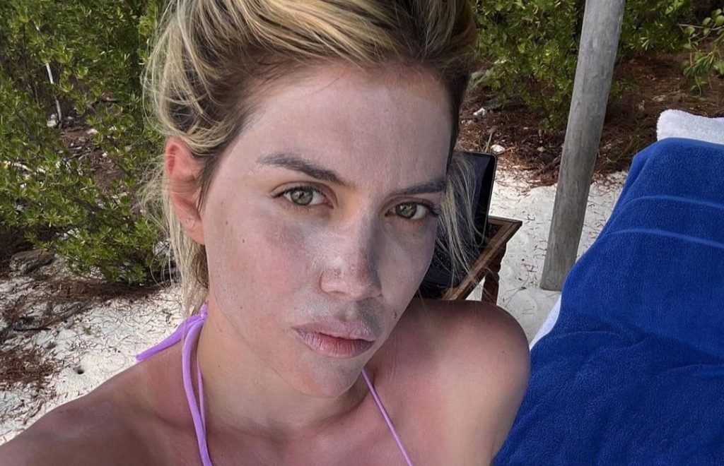 6E2B2D98-BDB0-445C-B424-A32FADF7E564