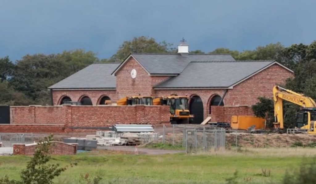 TROPPE RAPINE NEL CHESHIRE...