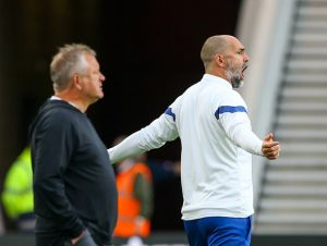 TUDOR AMPLIFICA EL NINO MARAVILLA...