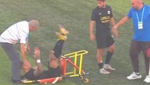 I BARELLIERI LO FANNO CADERE...