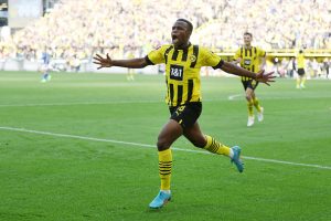 Borussia Dortmund v FC Schalke 04 - Bundesliga