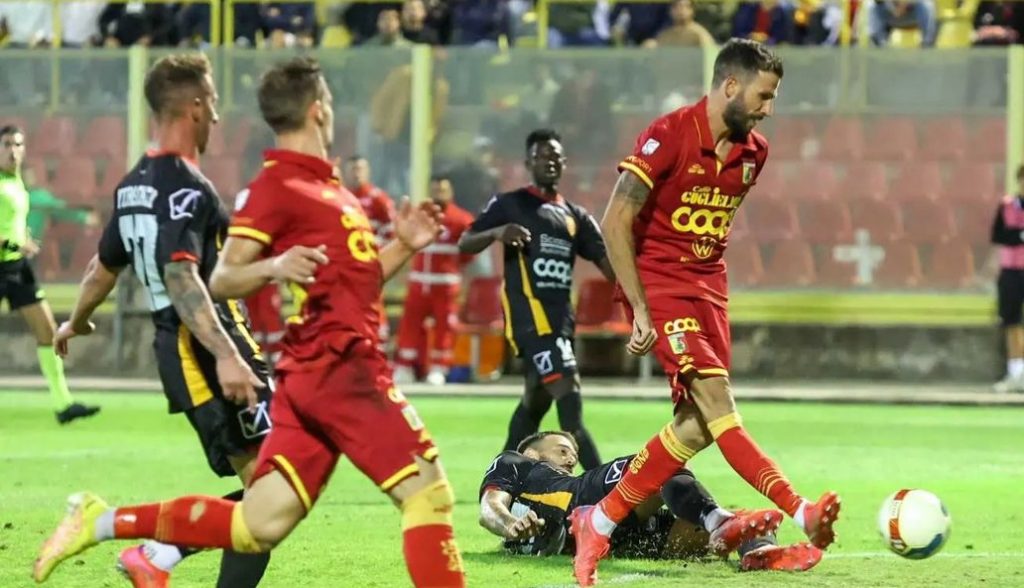 CATANZARO GOL MA CHE ESULTANZA ALTERNATIVA...