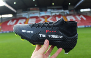 CALCIO E POLITICA AL WREXHAM