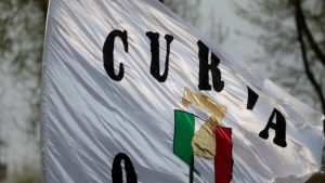 Bandiera-Curva-Ovest-Pro-Vercelli-620x350