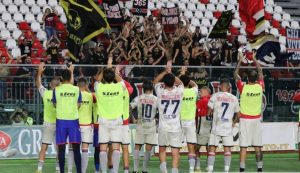 IL CROTONE SOGNA IL SORPASSO