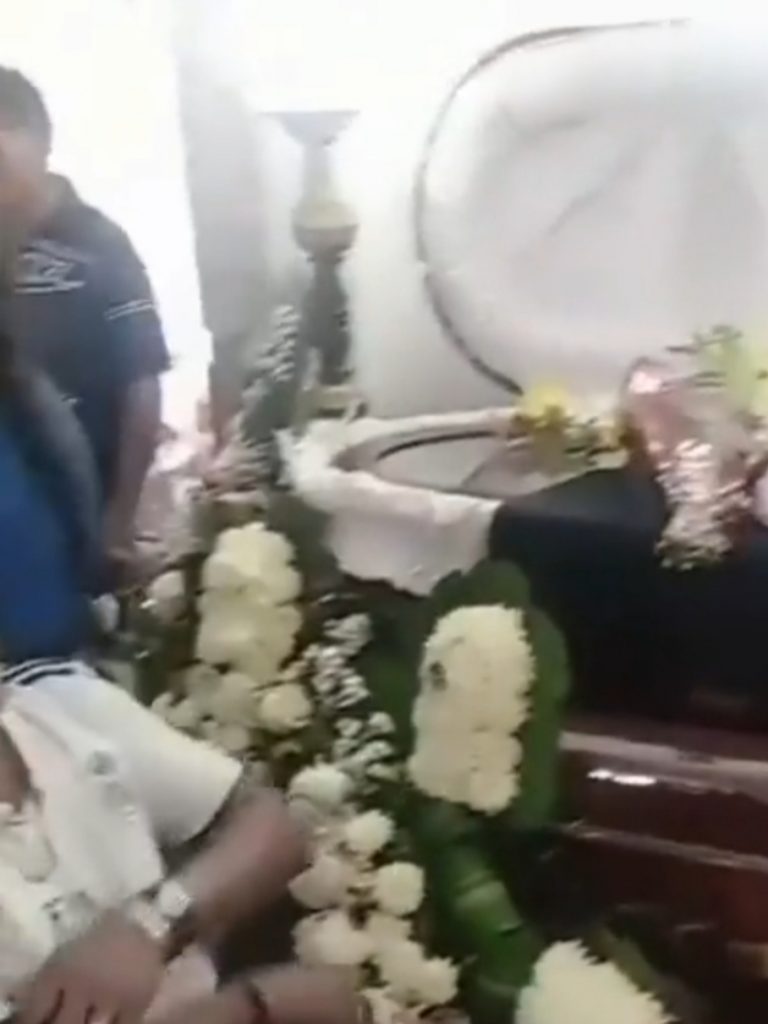 FUNERALE ECUADOR