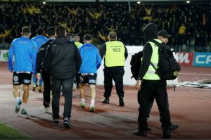 DERBY RINVIATO A CIPRO