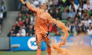 PRIMA IL FUMOGENO E POI LA SECCHIATA